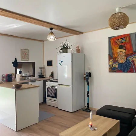 Le Gite Des Sens