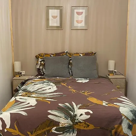 Le Gite Des Sens Apartamento Tauves